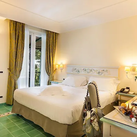 Hotel Excelsior Belvedere & 5*