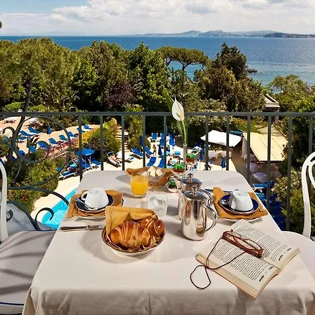 Excelsior Belvedere & Hotel