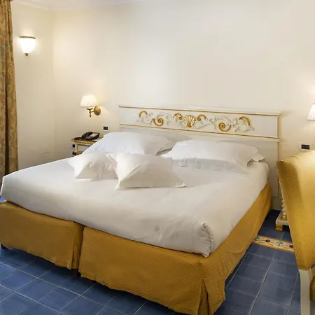 Hotel Excelsior Belvedere & 5*
